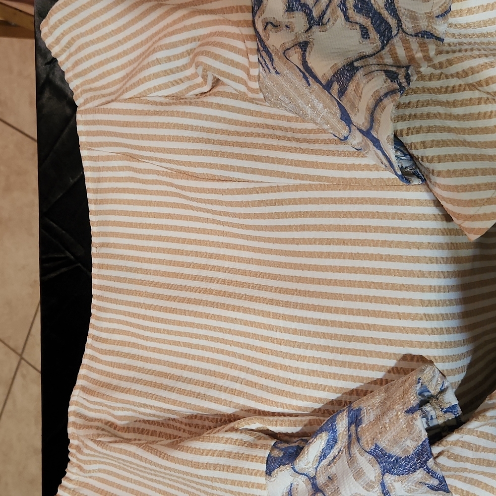 Off Shoulder Blouse - image 3